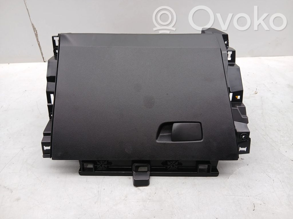 Renault Captur II Handschuhfach 