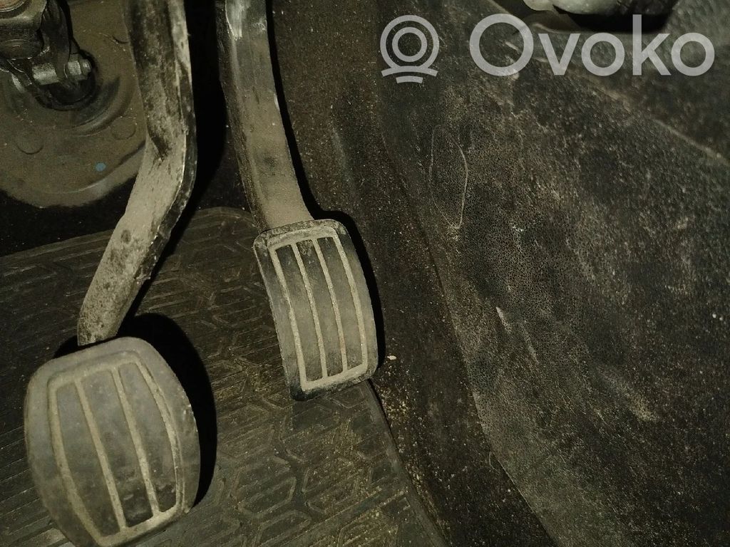 Pedal del acelerador