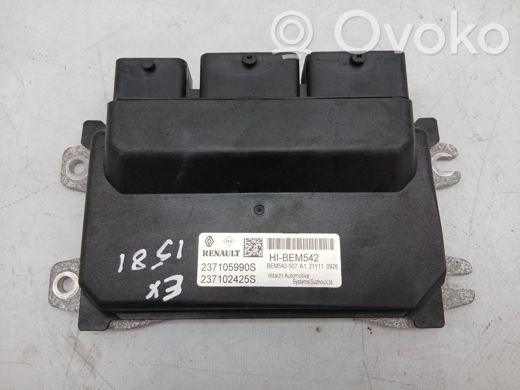 Moottorin ohjainlaite/moduuli   237105990S,237102425S