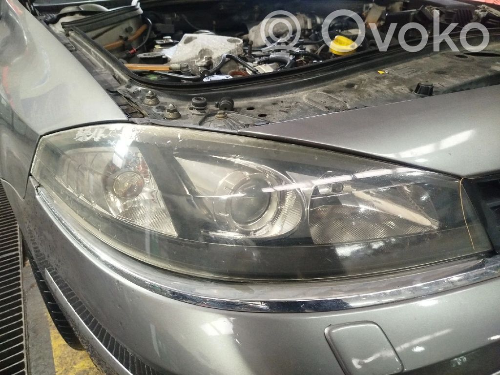 Renault Laguna I Phare frontale