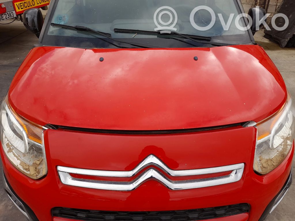 Citroen C3 Picasso Konepelti 
