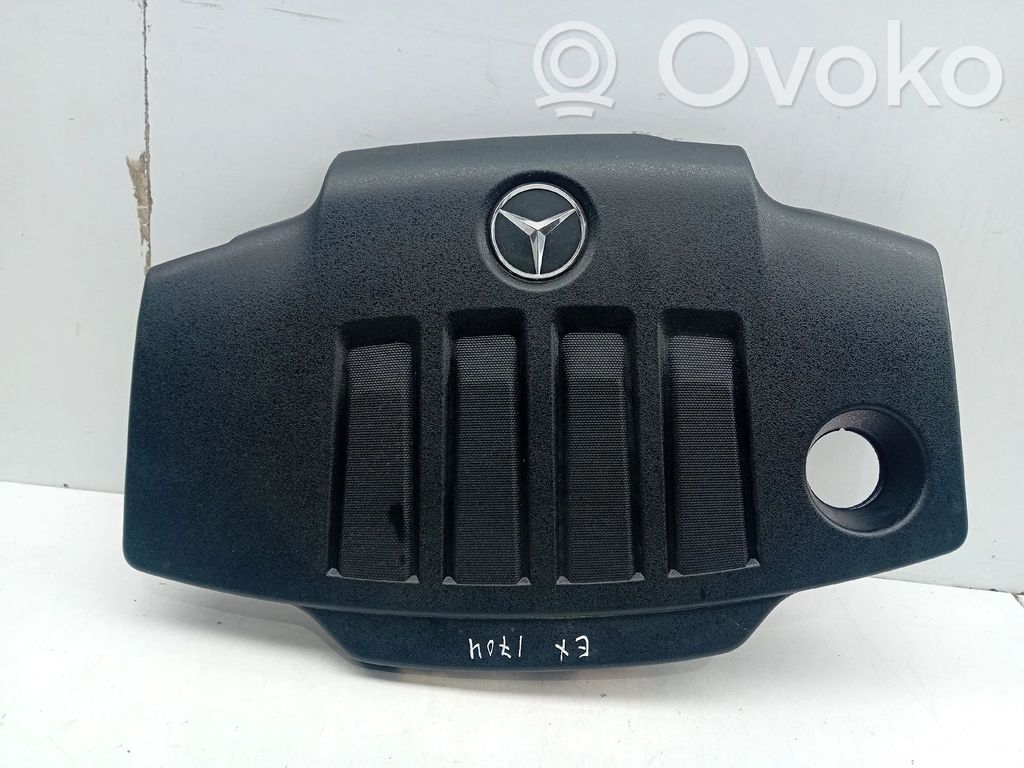 Couvercle cache moteur   A6540107610