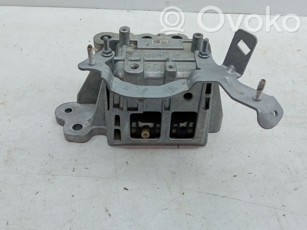 Engine mount bracket   521624170
