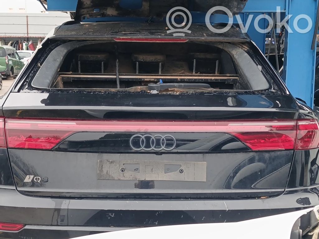 Audi Q8 Puerta del maletero/compartimento de carga 