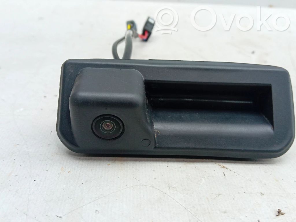 Peruutuskamera   81A827566A