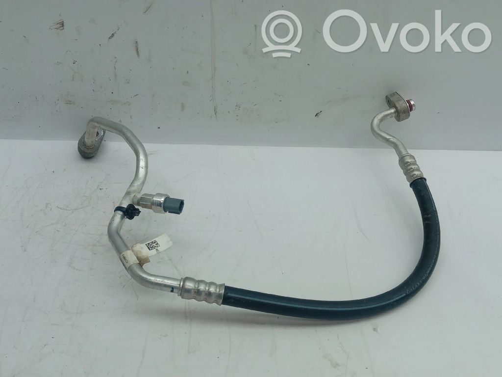 Ilmastointilaitteen putki (A/C)   LX6H19N601MD