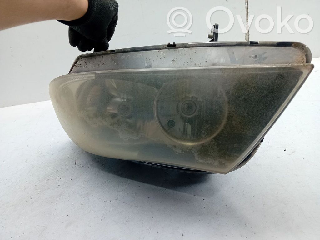 Scheinwerfer   631169427470