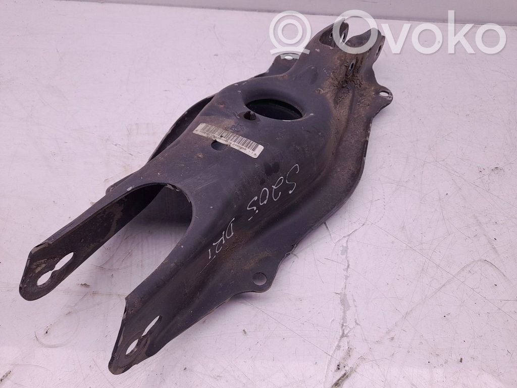Mercedes-Benz C W205 Braccio di controllo sospensione posteriore