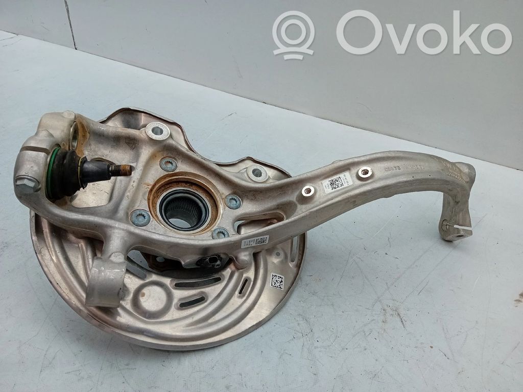 Achsschenkel vorne   8B3407241F,8B3407559A