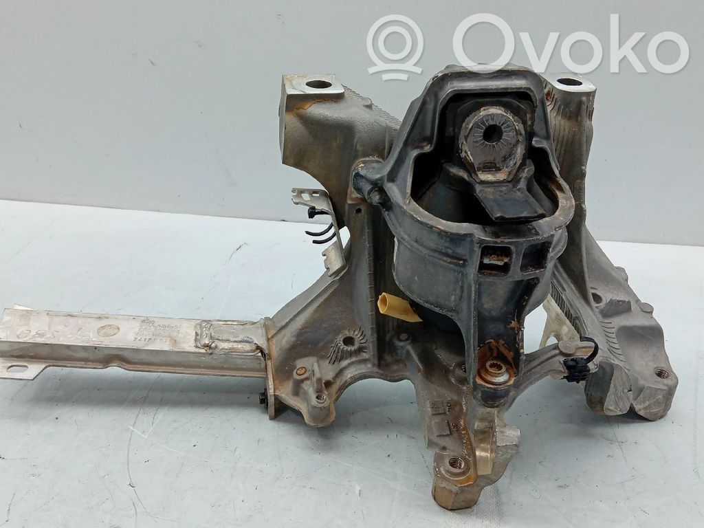 Audi A5 8T 8F Engine mount bracket 