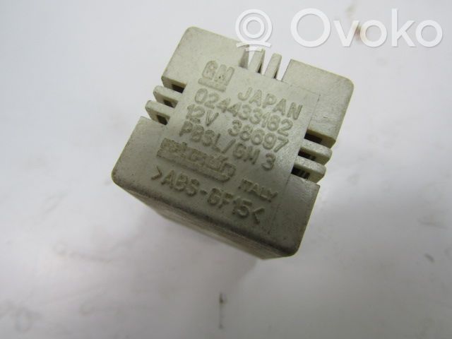 Opel Omega B1 Other relay 