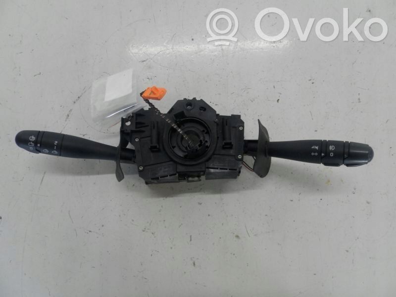 Renault Clio II Interruptor/palanca de limpiador de luz de giro 