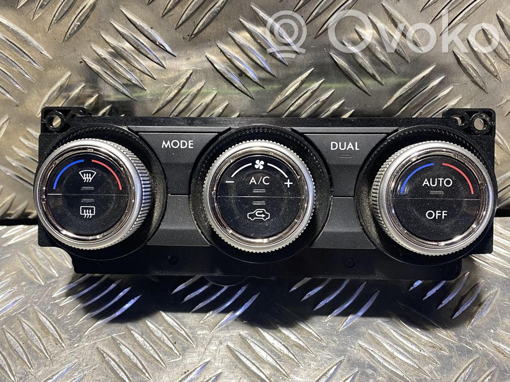 Subaru Forester SJ Climate control unit 