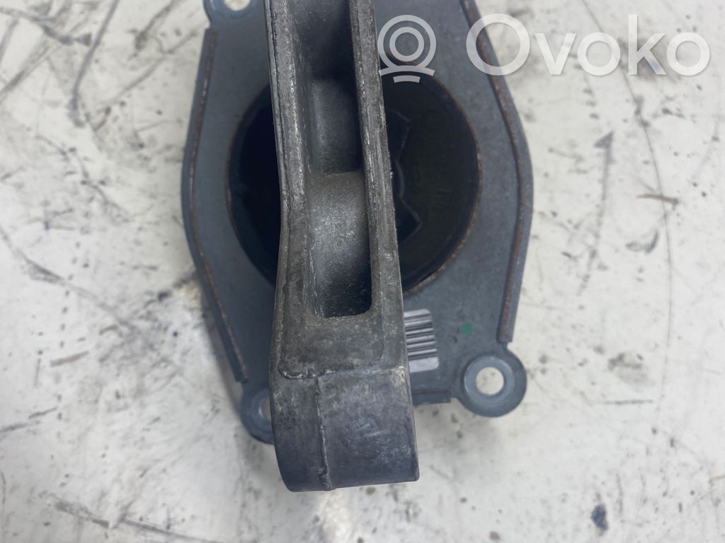 Engine mount bracket   13159996,1105121735,511671286