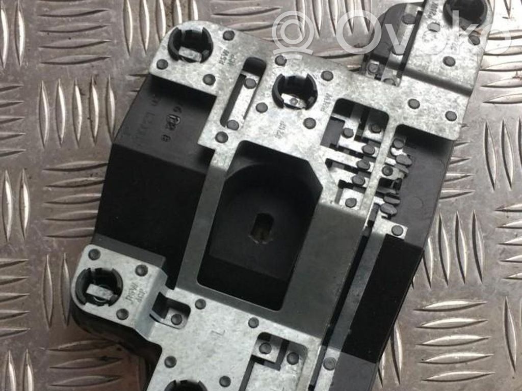 Tail light part   290221