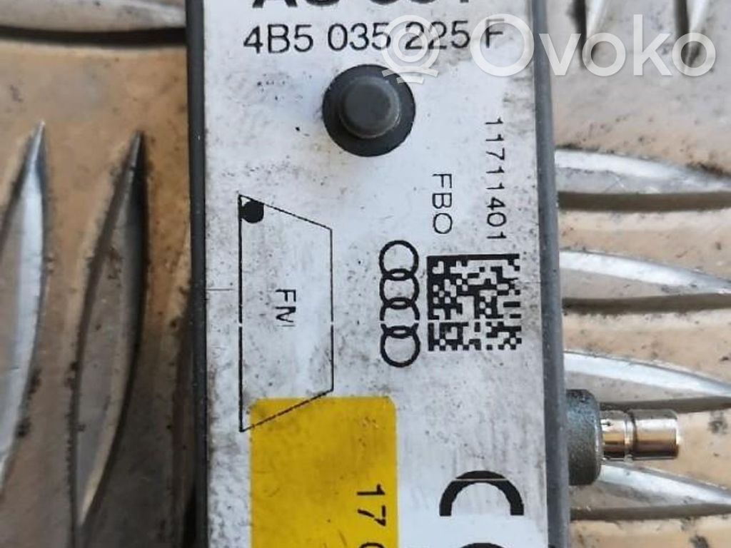 Audi A6 S6 C5 4B Antenos stiprintuvas 
