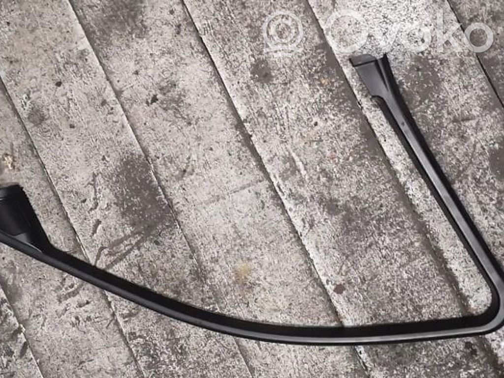 BMW 5 E60 E61 Garniture de pare-brise 