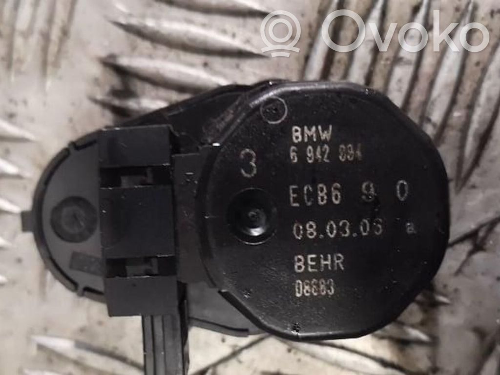 Oro sklendės varikliukas   6942994