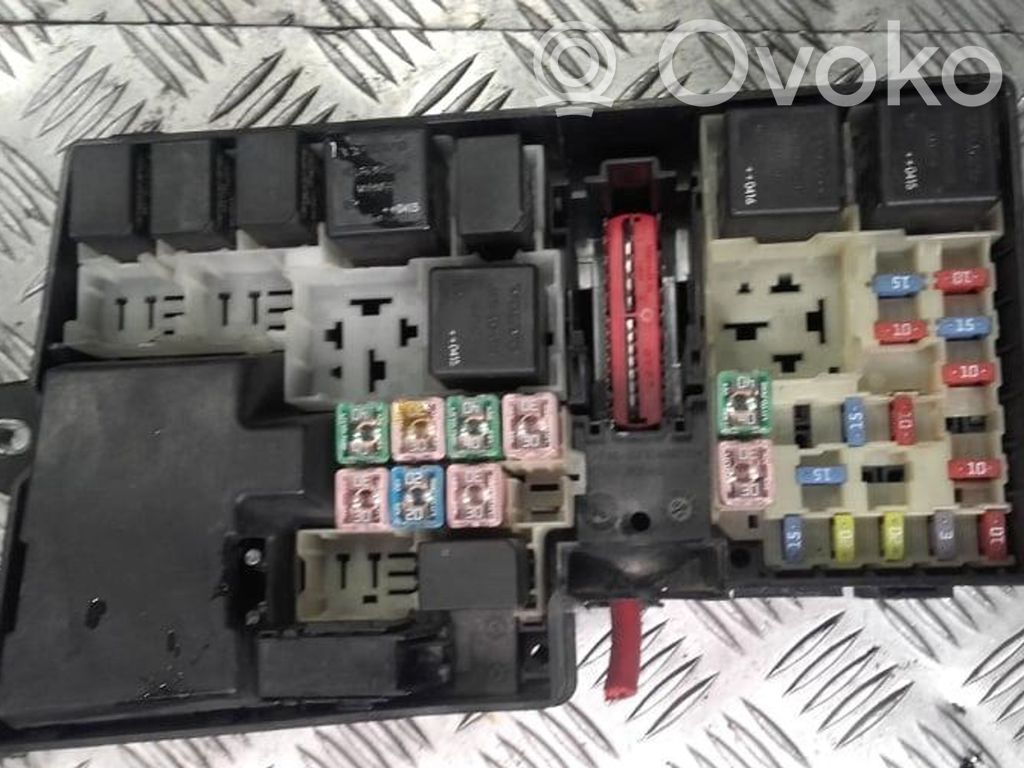 Fuse module   3M5T14A142