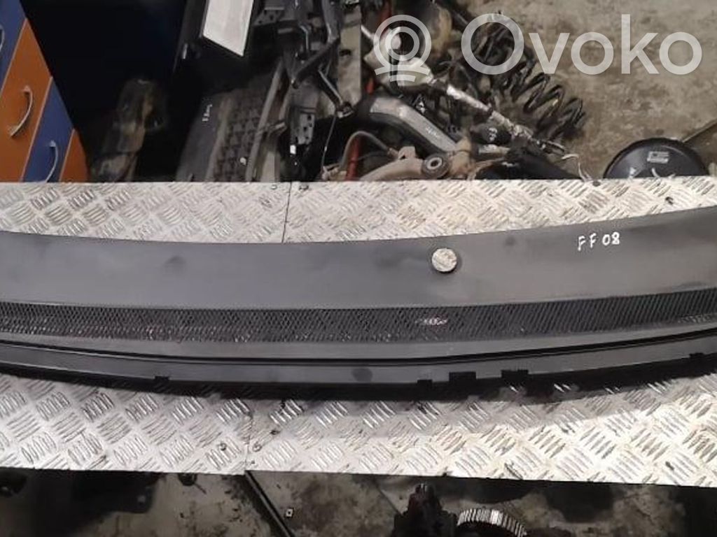 Ford Focus Wiper trim 