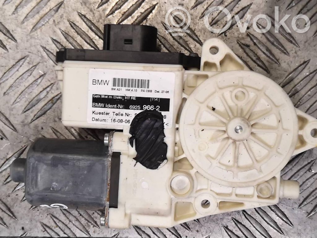BMW X3 E83 Rear door window regulator motor 