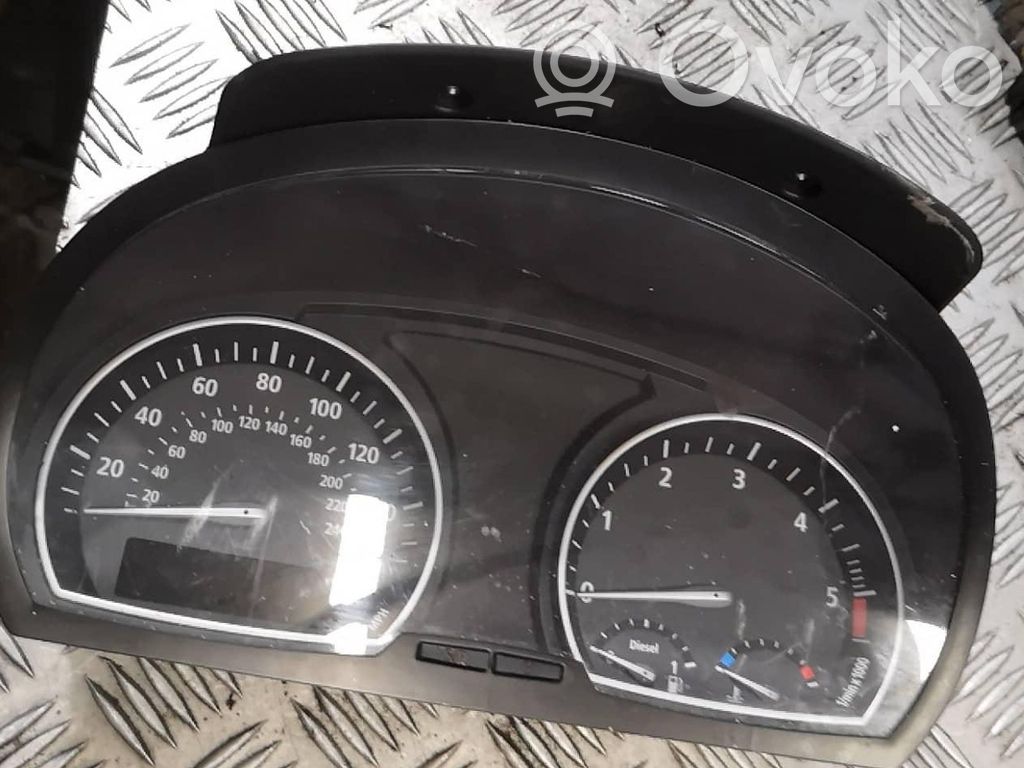 BMW X3 E83 Speedometer (instrument cluster) 