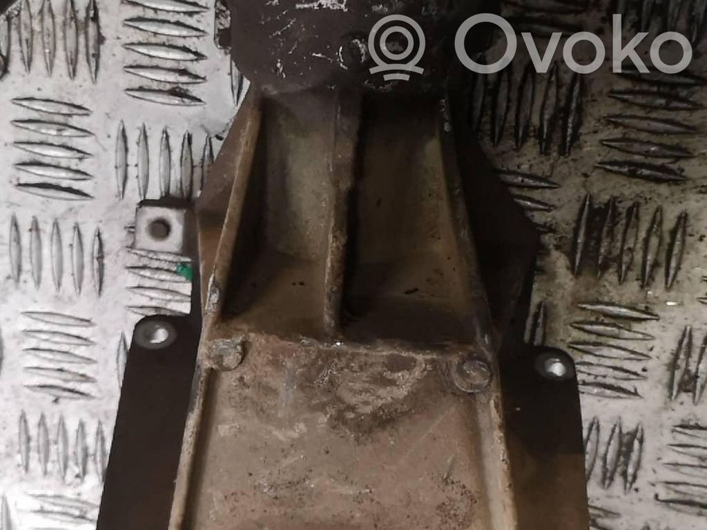 BMW X3 E83 Driveshaft support bearing bracket 