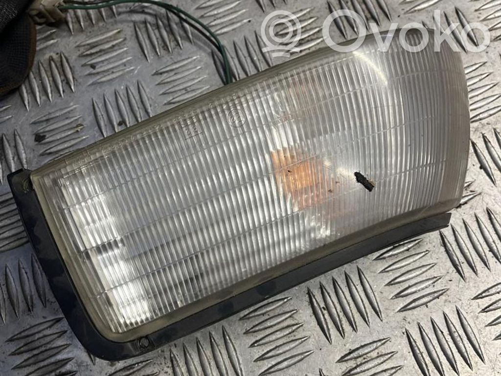 Mazda 626 Front indicator light 
