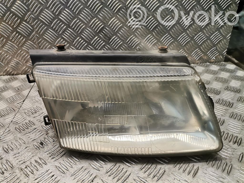 Volkswagen PASSAT B5 Headlight/headlamp 