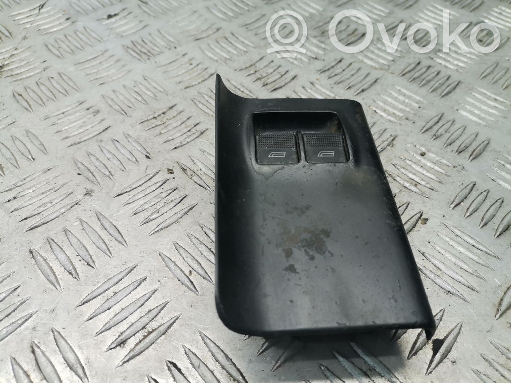 Audi A4 S4 B5 8D Electric window control switch 
