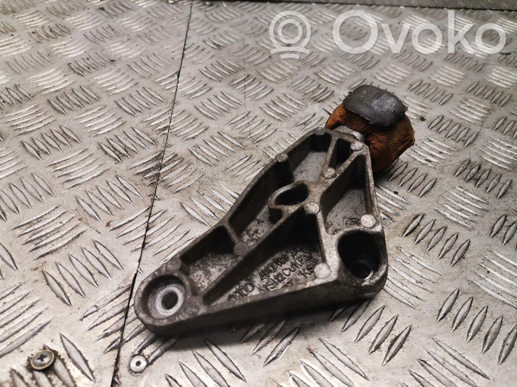Audi A6 S6 C6 4F Engine mounting bracket 
