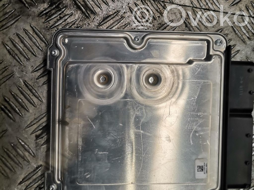 Audi A4 S4 B8 8K Engine control unit/module 