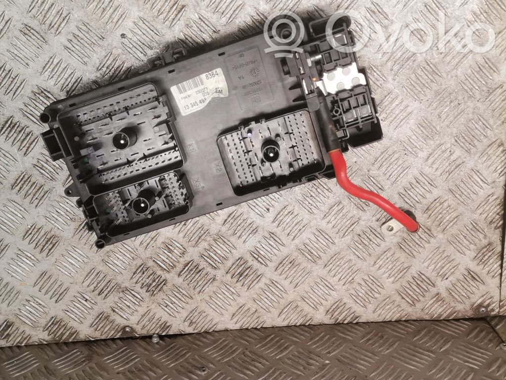 Módulo de fusible   13345498