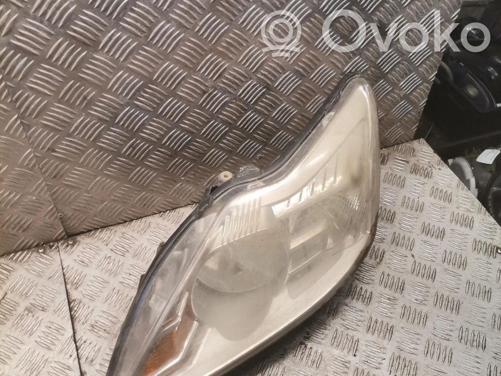 Headlight/headlamp   8M5113W030AE
