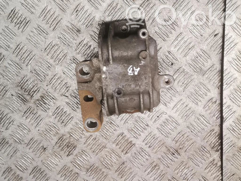 Audi A3 S3 8P Engine mount bracket 