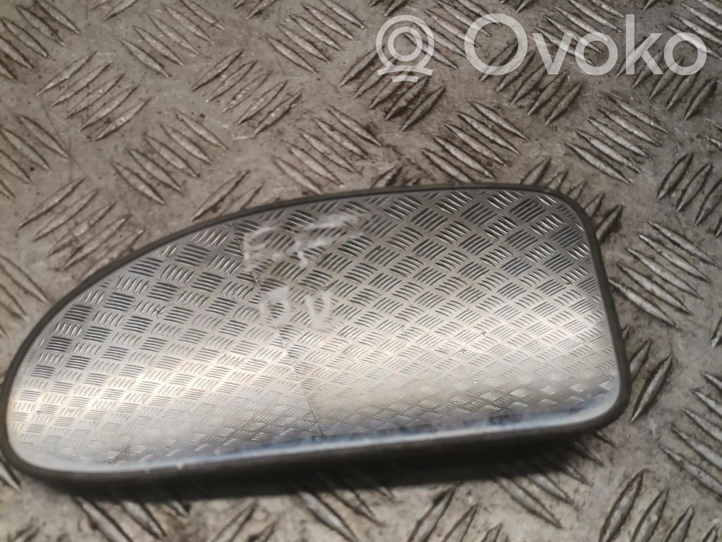 Ford Focus Spoguļa stikls 
