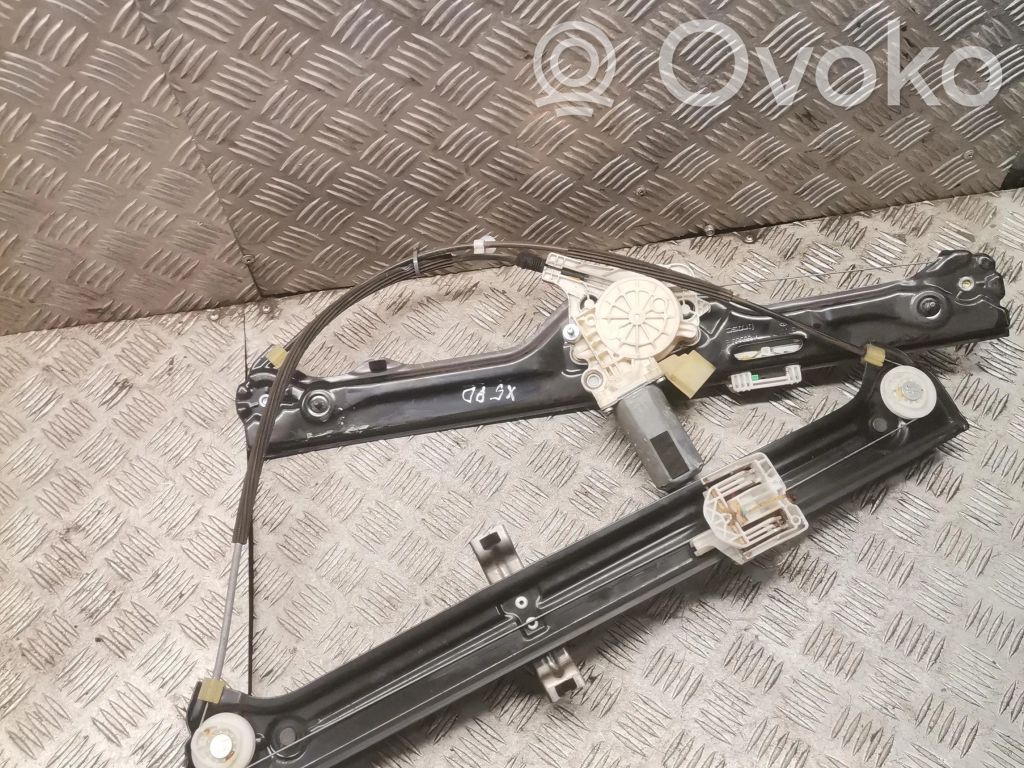 BMW X5 E70 Front door window regulator with motor 
