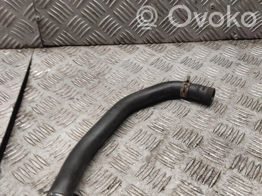 Öljyntäyttöputki   93452000