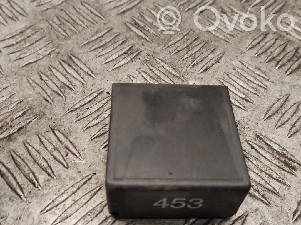Other relay   7M5907487