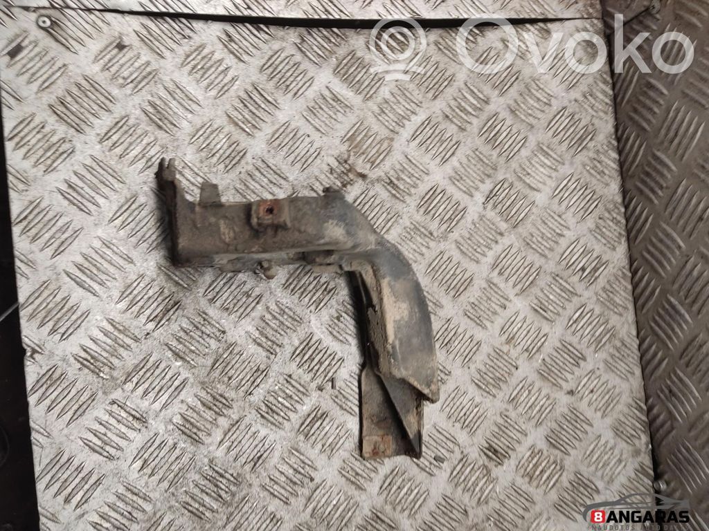 Rear bumper mounting bracket   4E0853914