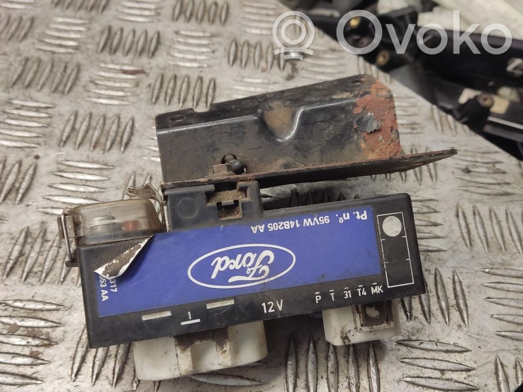 Dzesēšanas ventilatora relejs   95VW14B205AA