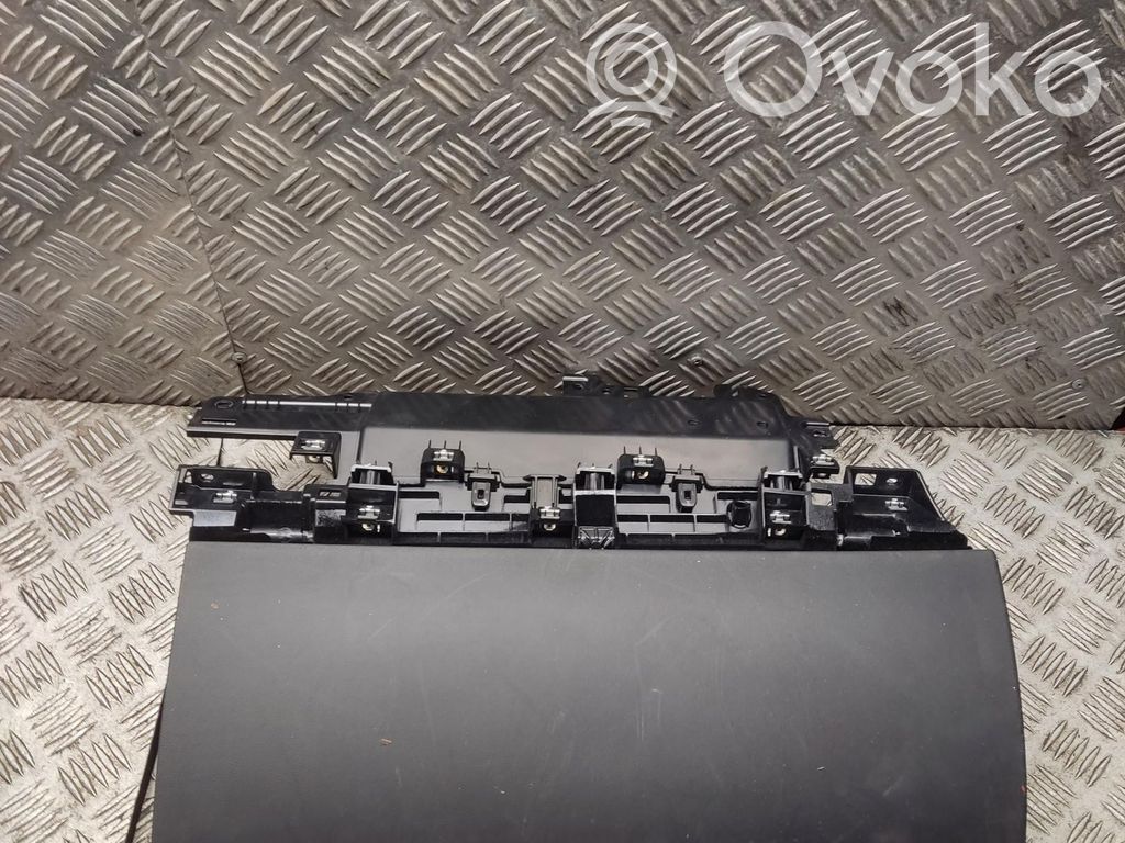 Tesla Model 3 Daiktadėžė 