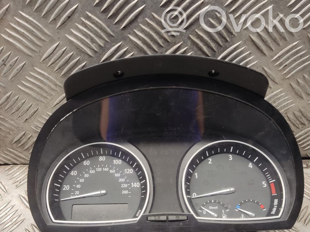 BMW X3 E83 Speedometer (instrument cluster) 