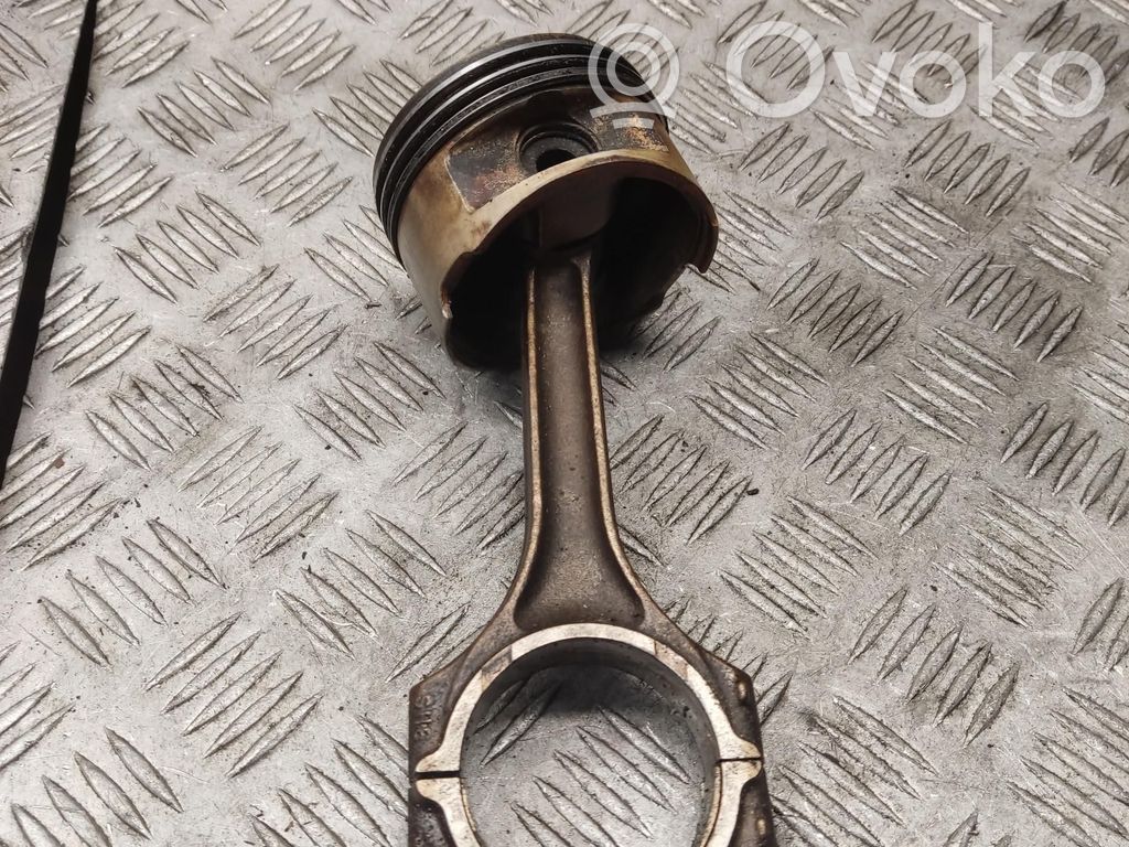 Audi A8 S8 D2 4D Pistón con biela 