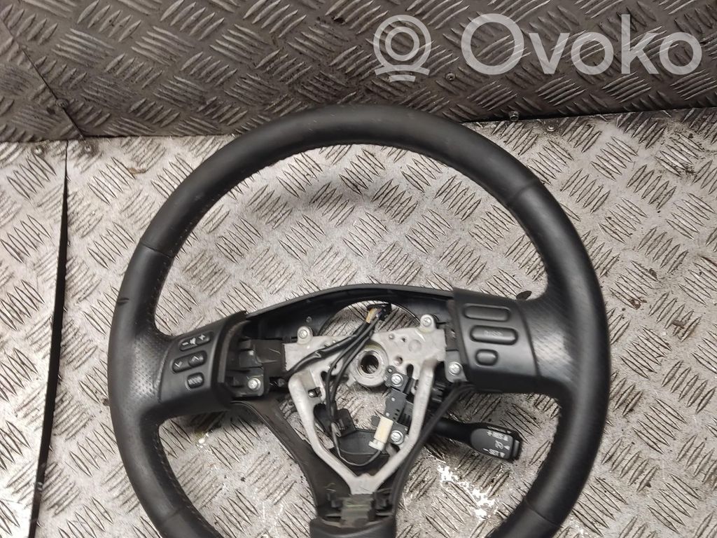 Toyota Corolla Verso AR10 Vairas 
