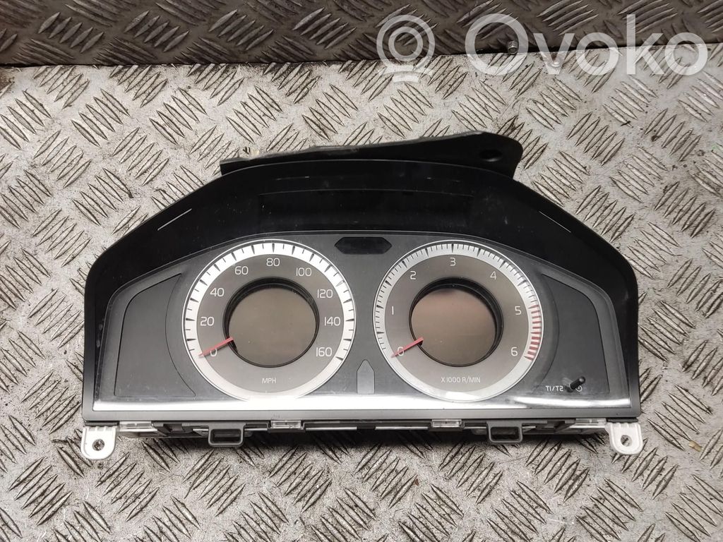 Speedometer (instrument cluster)   31270907AA