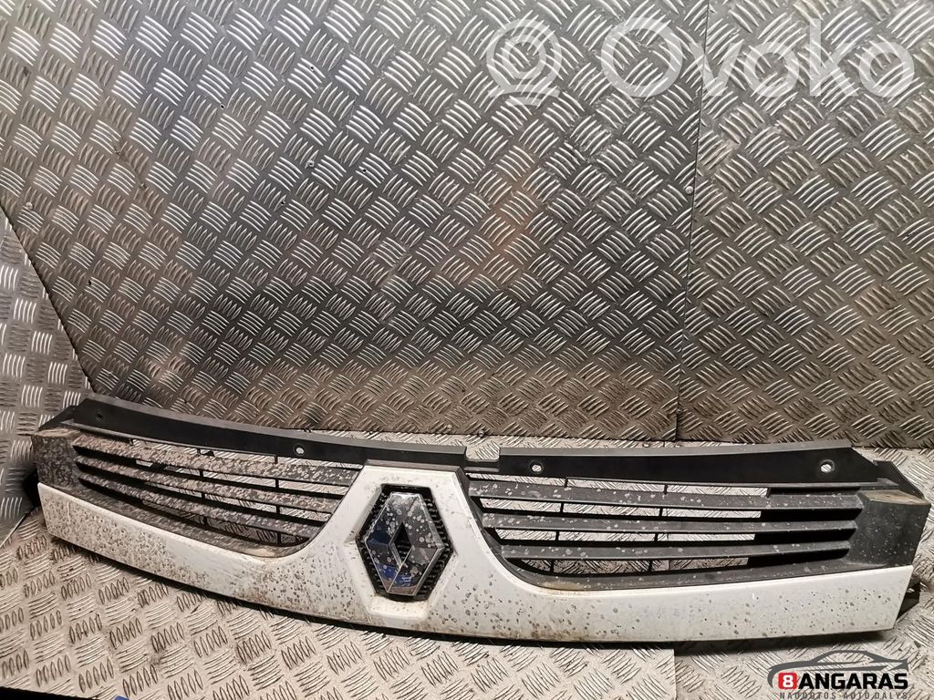 Renault Master II Front grill 