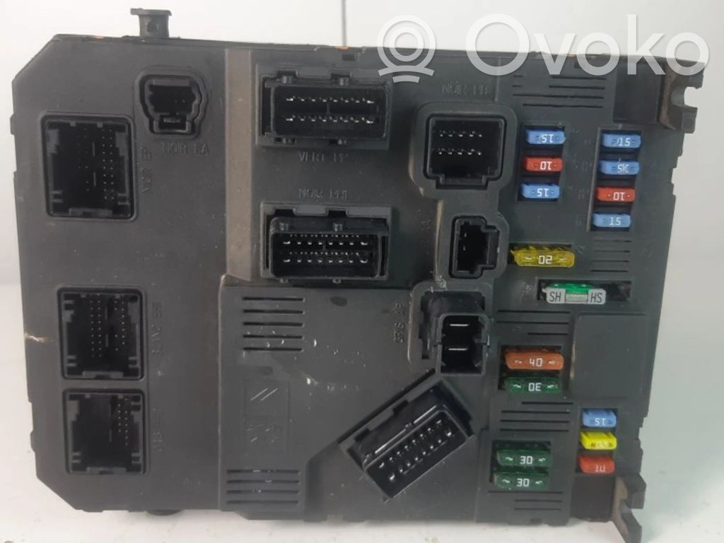 Citroen Xsara Picasso Unidad de control/módulo de carrocería central 