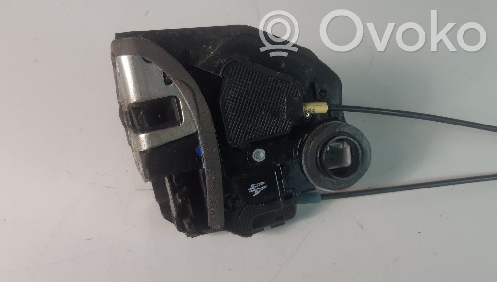 Toyota Verso Rear door lock 