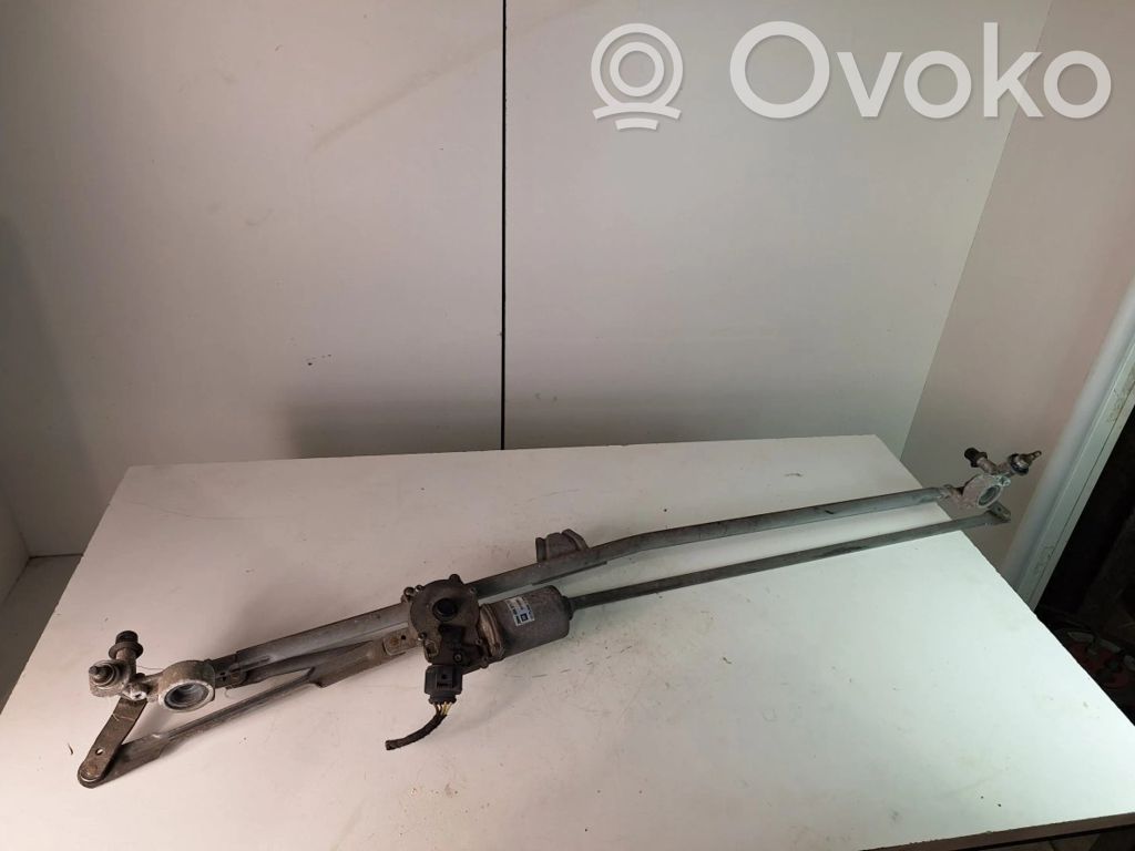 Opel Zafira B Etupyyhkimen vivusto 